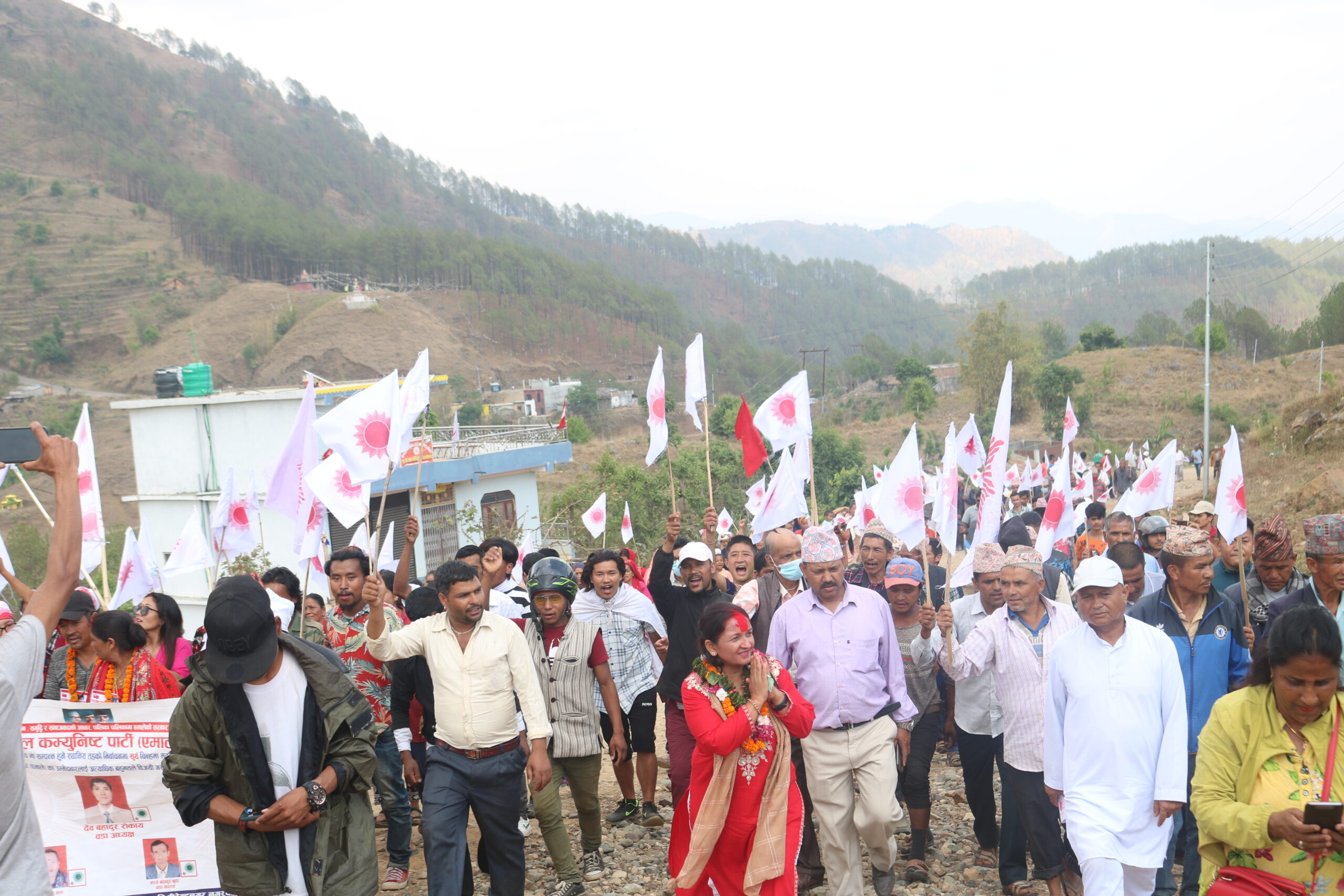 गढीलाई आफ्नो गढ बनाउने दाउमा एमाले