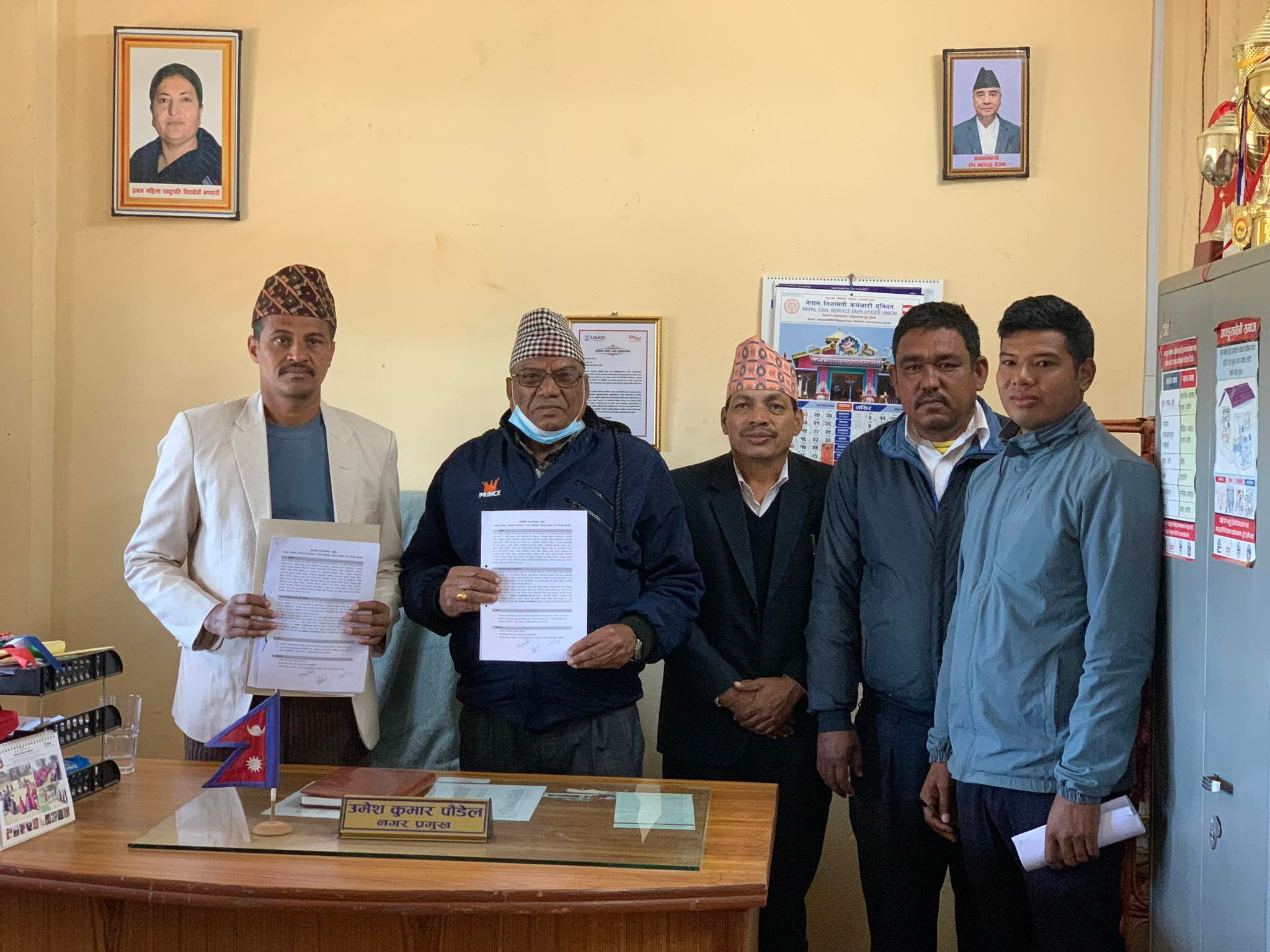 वर्गिकरण सहितको किसान परिचयपत्र अभ्यासको लागि लेकवेशी र राष्ट्रिय कृषक समूह महासंघबिच सम्झौता