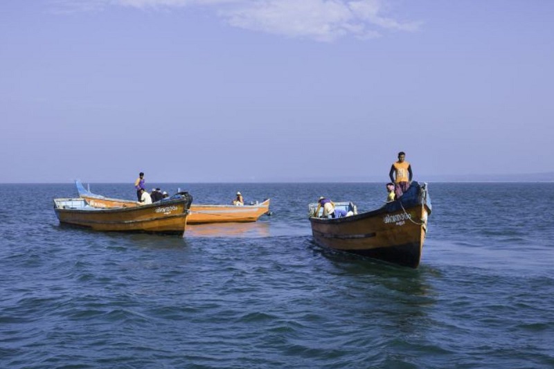 श्रीलङ्काको नौसेनाले पक्राउ गरेका २२ जना भारतीय मछुवा रिहा